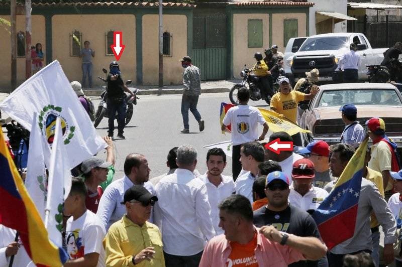 Juan Guaidó: “La cobarde dictadura intentó asesinarme. Tiene más de nueve impactos de bala nuestro vehículo”