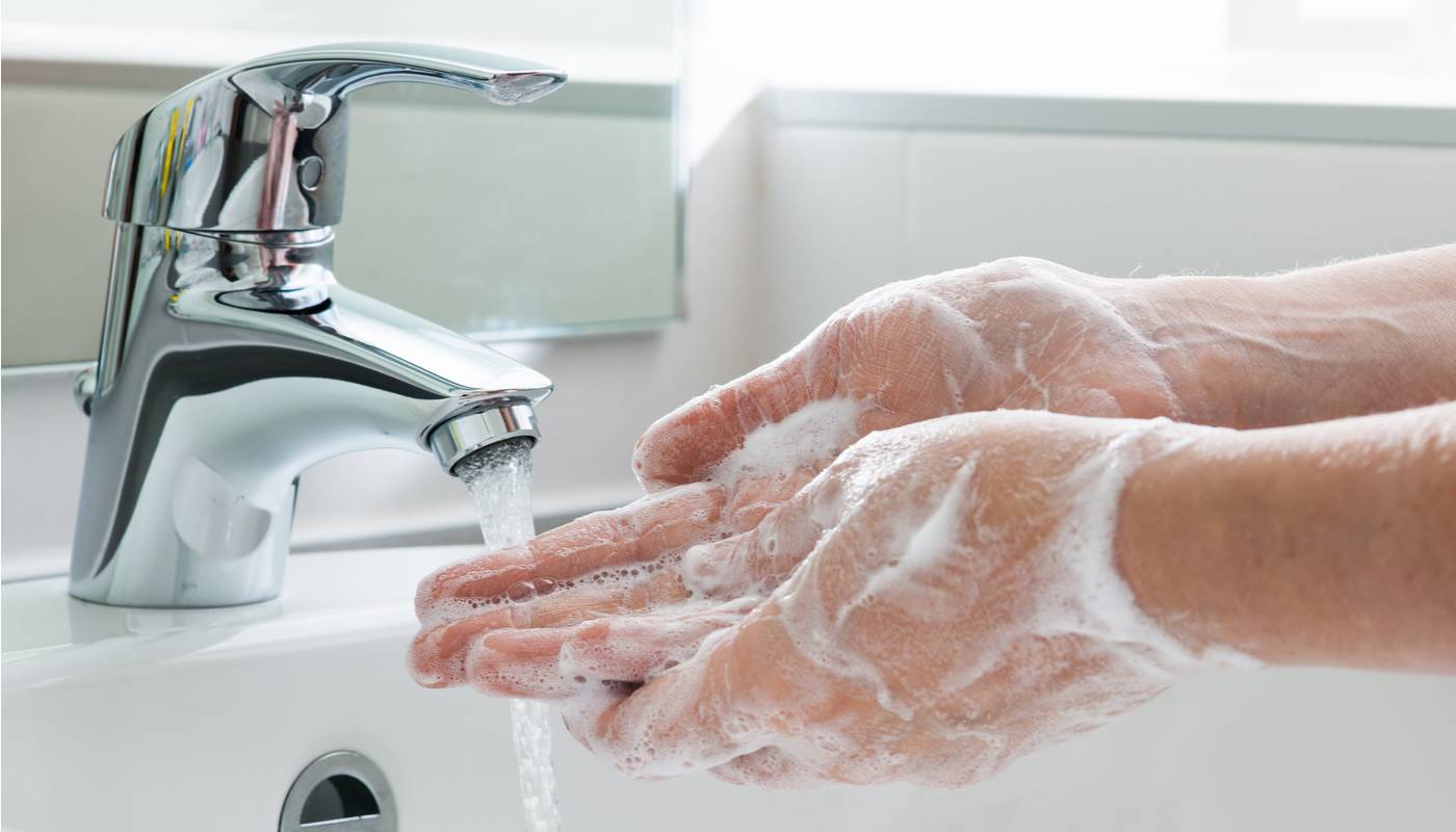 Coronavirus: Ignác Semmelweis, el médico que descubrió que lavarse las manos salva vidas