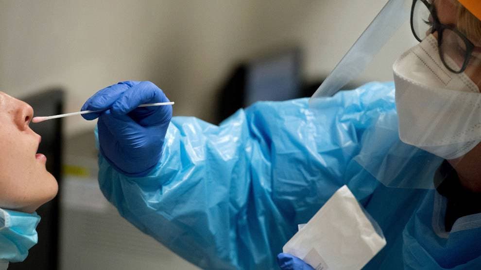 COVID-19: Ministro Salud detalla cantidad de pruebas PCR realizadas estos últimos días