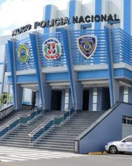 Policía y «reconocido delincuente» resultan muertos durante enfrentamiento en autopista Duarte