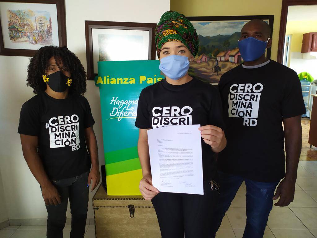 CeroDiscriminaciónRD entrega 15 mil firmas rechazan desigualdad y racismo en República Dominicana