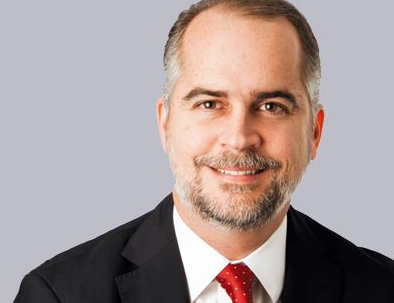 ¿Quién es Alejandro Fernández W, el próximo Superintendente de Bancos?