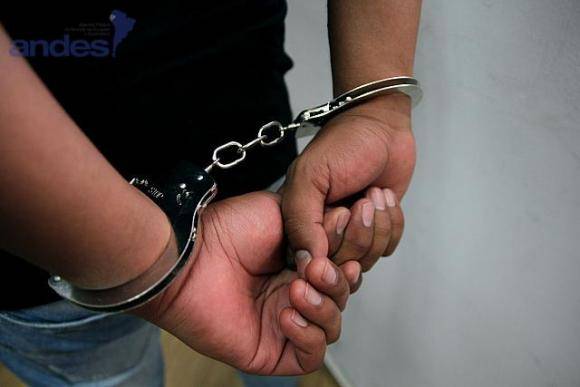 Arrestan a seis hombres vinculados a red de lavado de activos