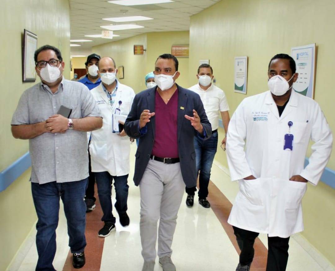 Director del SNS recorre las instalaciones del Hospital Ney Arias Lora