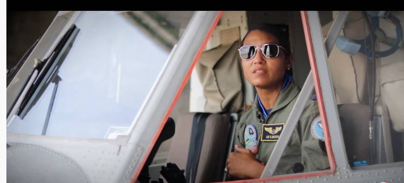 La historia de Lee Mateo, la primera mujer en comandar un escuadrón de vuelo en RD
