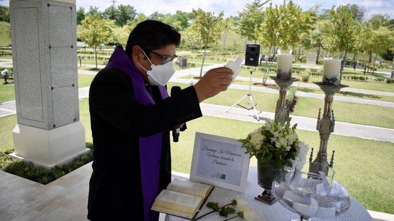 Bendición Padre Roberto Solano