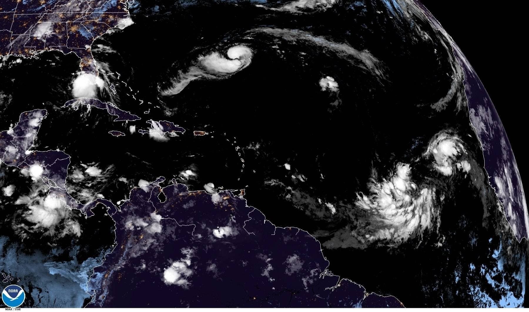 El huracán Paulette va hacia Bermudas y Sally busca tierra en Golfo de México