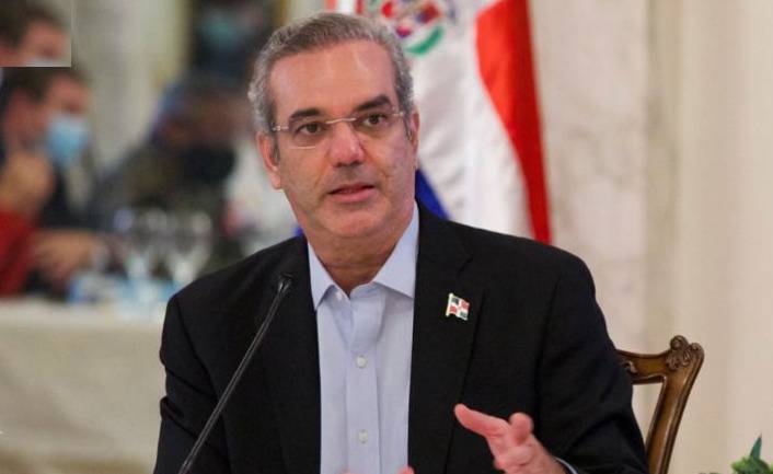 Luis Abinader suspende otros  funcionarios por no presentar declaración jurada