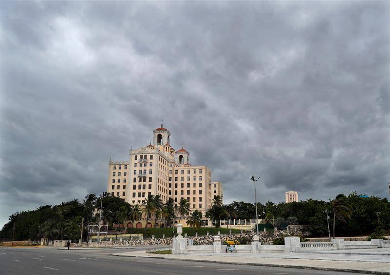 Cuba activa la alarma ciclónica en su zona oeste ante la proximidad de Delta