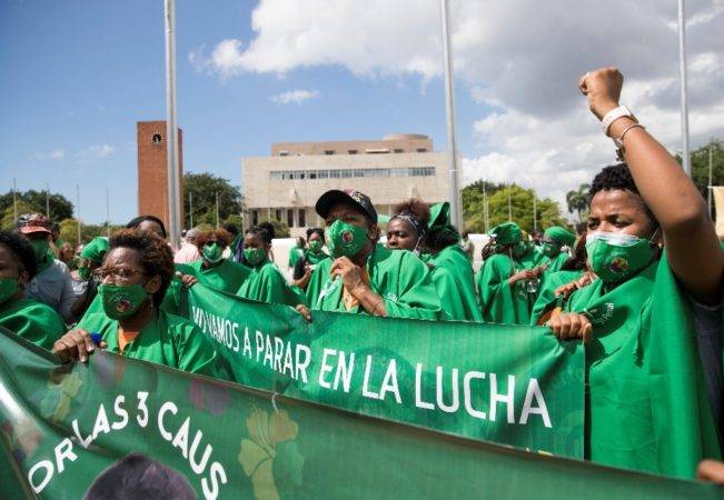 Manifestantes piden sean introducido las tres causales en Código Penal. 