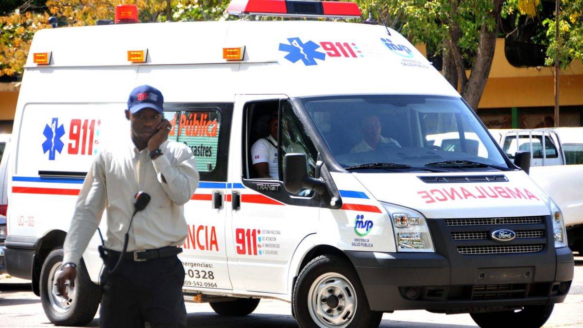 Cae vehículo en una barranca, muere una persona y 6 resultan heridas en Bonao