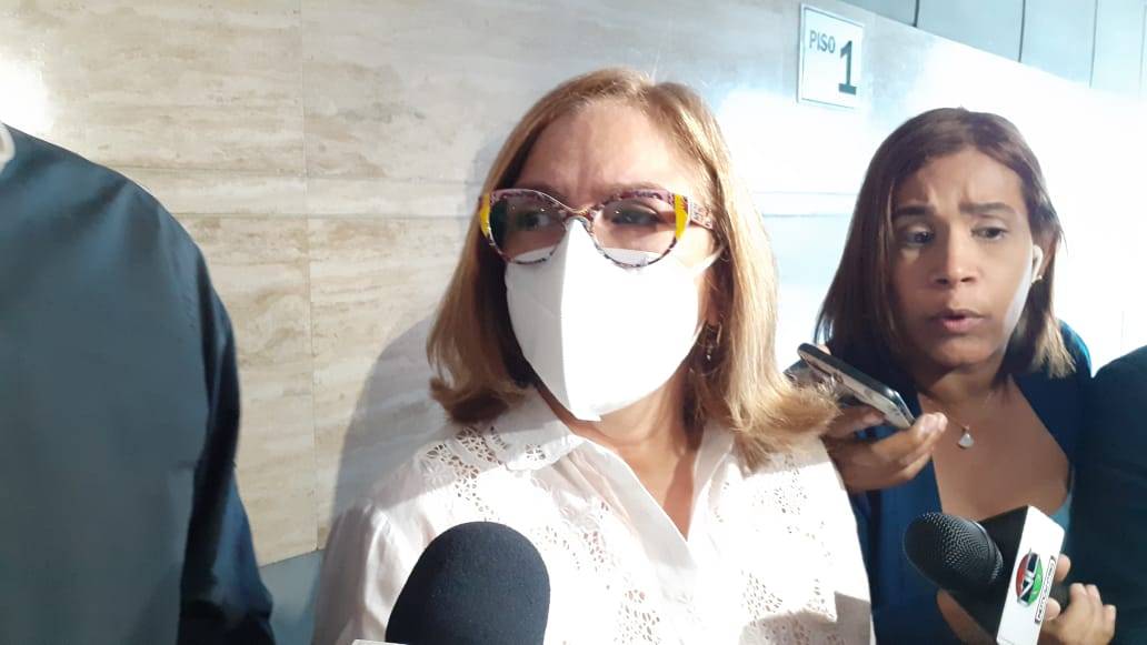 Video: Iris Guaba llegó visiblemente afectada a interrogatorio en Procuraduría
