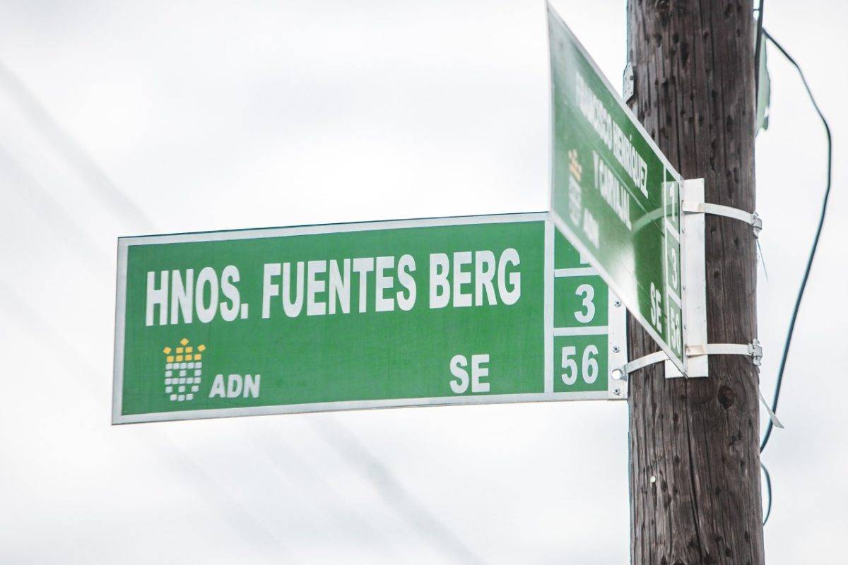 ADN designa calle en honor a Hermanos Fuentes Berg, asesinados durante régimen de Trujillo