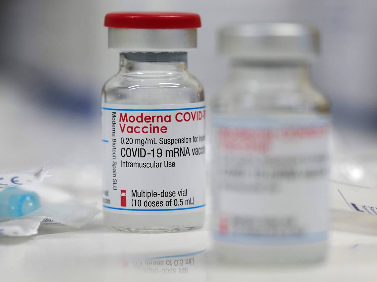 OMS recibe recomendación de cómo debe usarse la vacuna de Moderna