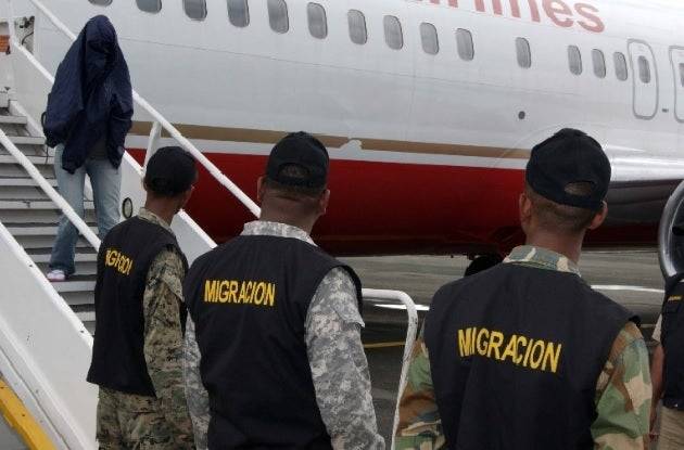 Llegarán hoy 38 dominicanos repatriados por EEUU tras cumplir condenas
