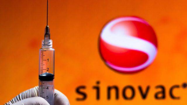 Llegará este martes lote con 768,000 vacunas Sinovac