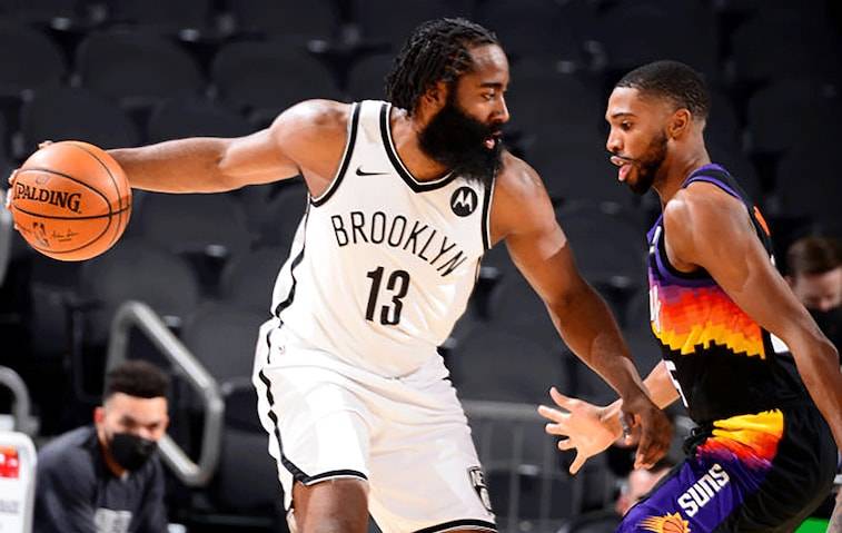 Los Nets dejan en evidencia a Lakers; Bucks siguen en crisis
