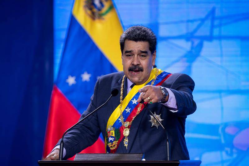 Venezuela denuncia «totalitarismo digital» de Facebook por bloqueo a Maduro
