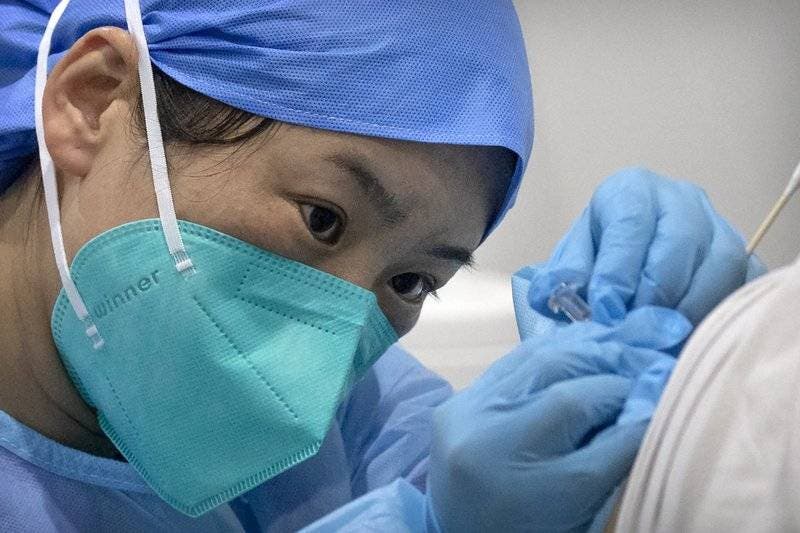 China aprueba su quinta vacuna contra el COVID-19