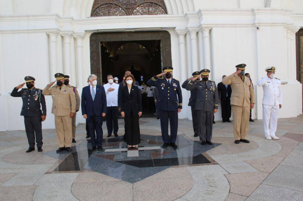 Vicepresidenta encabeza actos conmemorativos del 177 aniversario Batalla 30 de Marzo