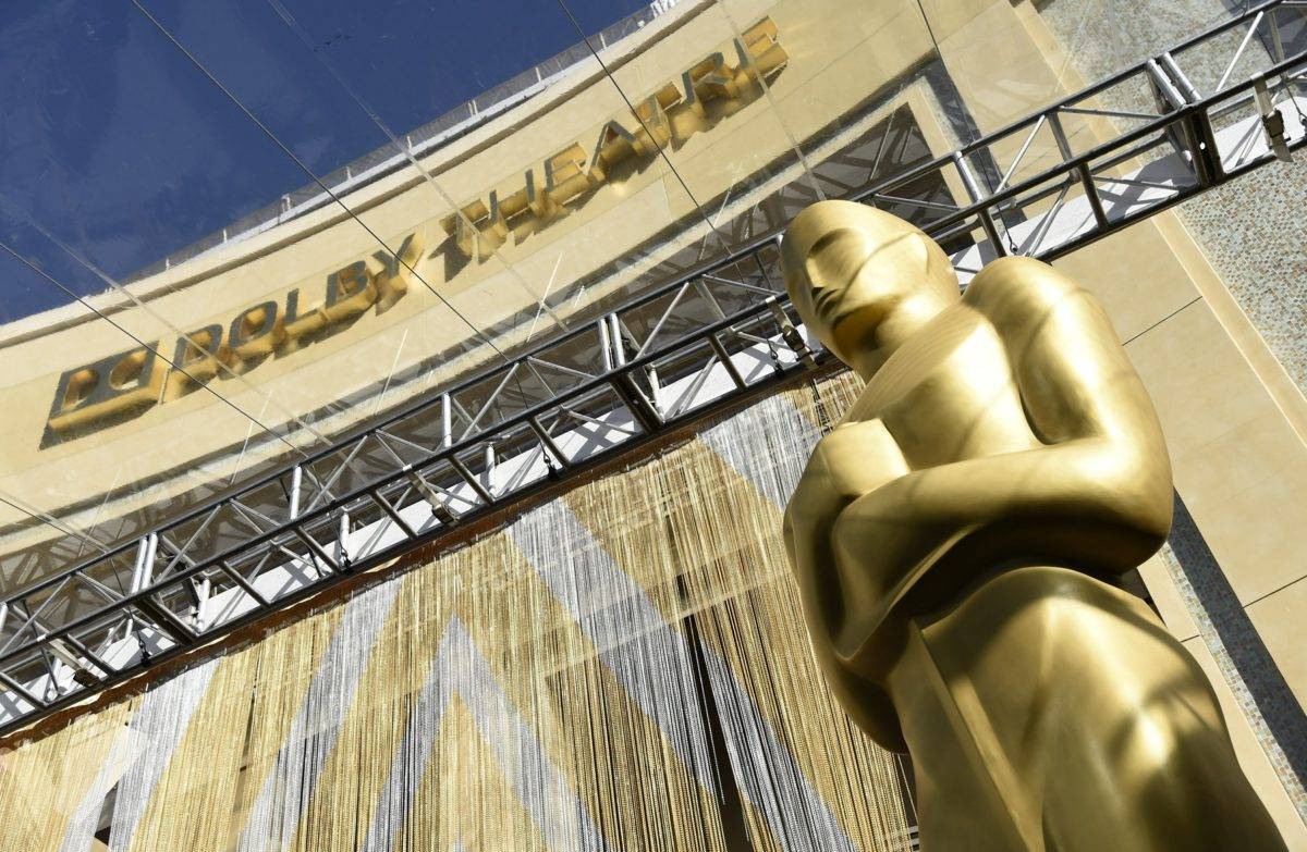 Productores de los Oscar celebran cambios por pandemia