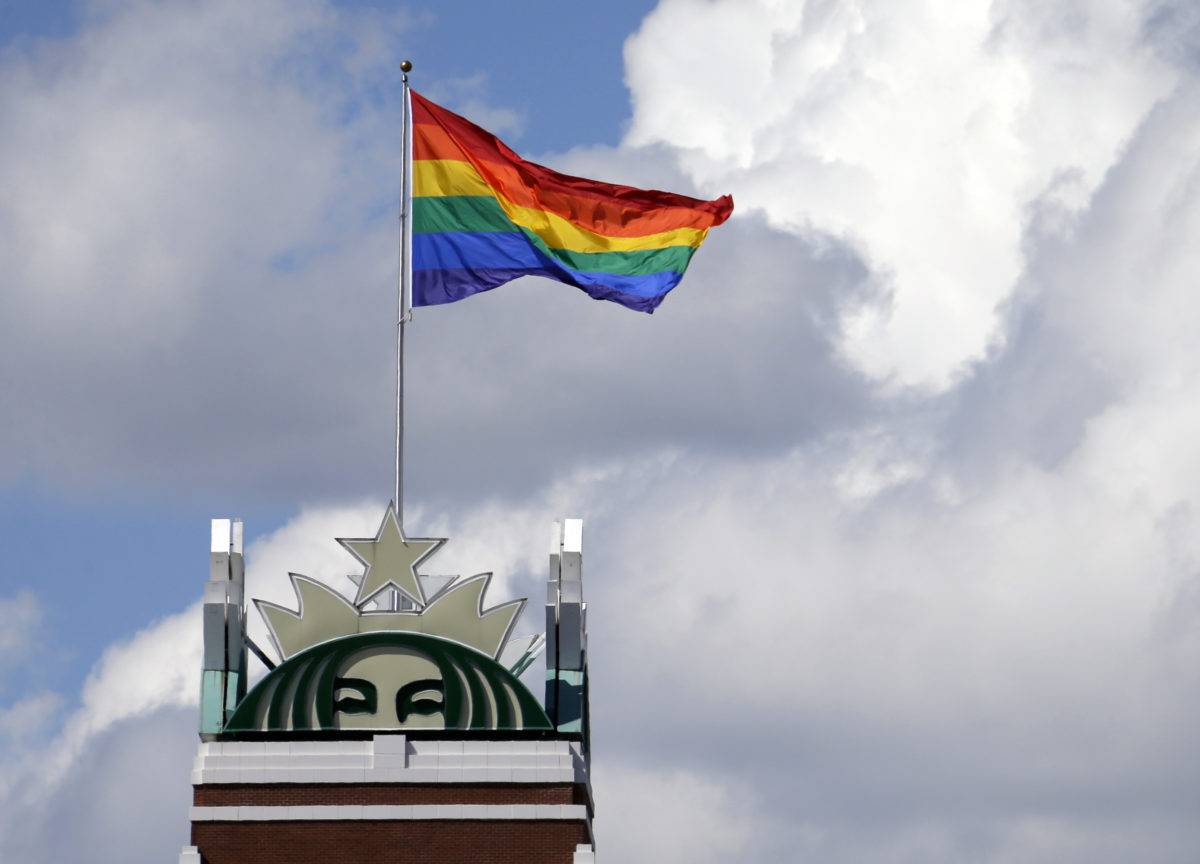 400 empresas apoyan Ley de Igualdad para los LGBTQ