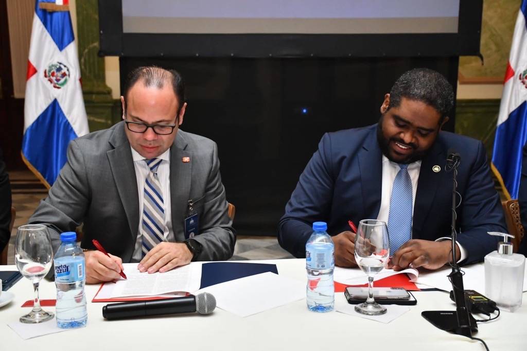 Ministerio de la Presidencia y Fortinet firman acuerdo de colaboración en materia de ciberseguridad