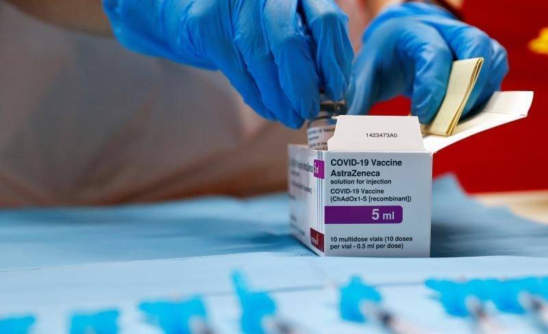 La UA secunda a la EMA y apoya el uso de la vacuna anticovid de AstraZeneca