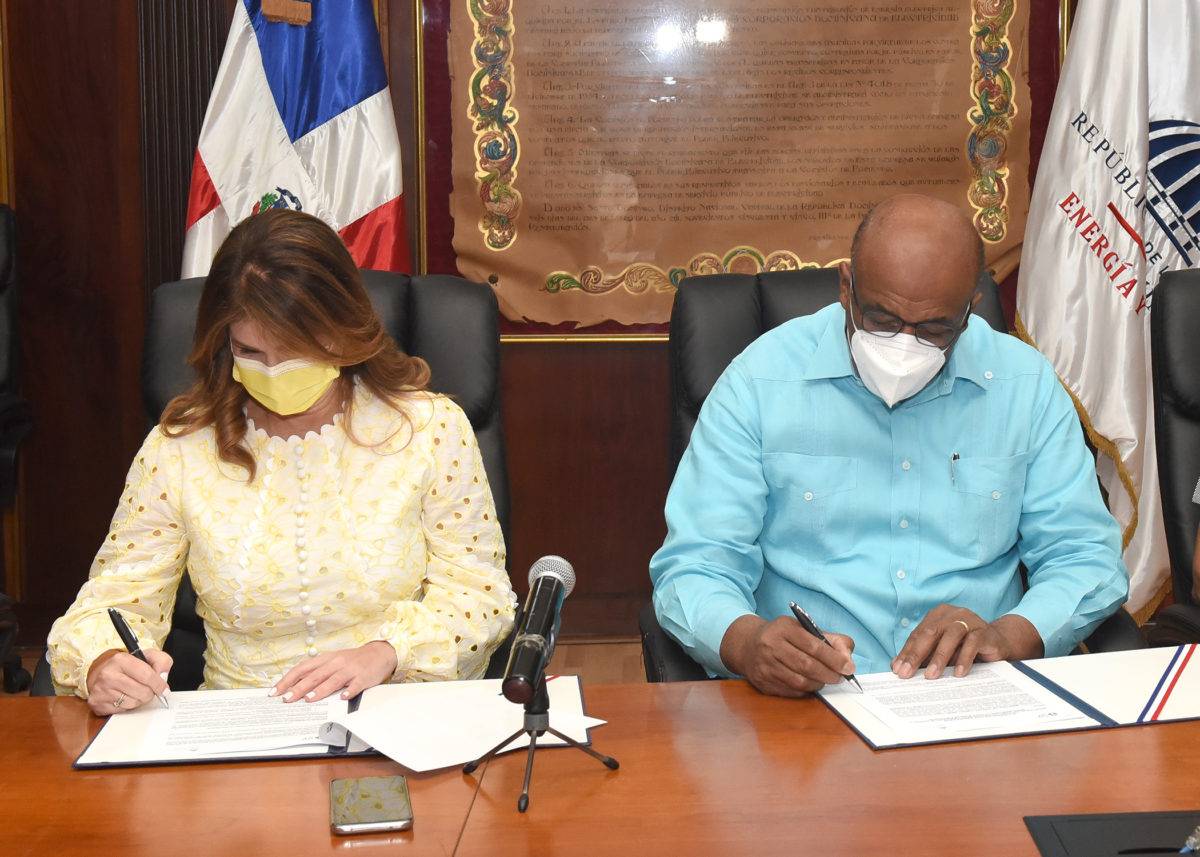 MEM y NUVI firman convenio para impulsar sostenibilidad medioambiental