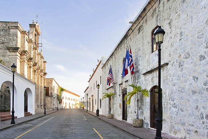 MITUR launches tender for the rehabilitation of streets of Ciudad Colonial