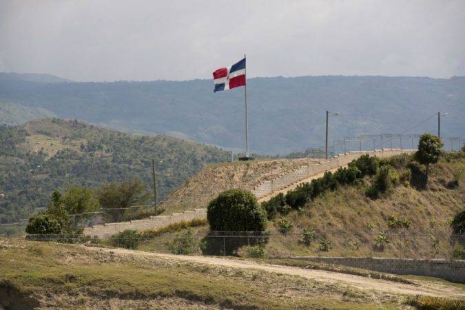 Rd Lleva Construido 23 Kilómetros De Verja Perimetral En La Frontera Con Haití