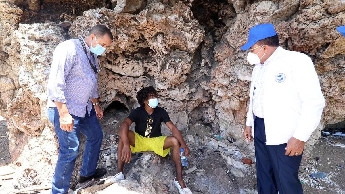 CND y ADN penetran a cuevas del Malecón en busca de personas víctimas de adicción a sustancias ilícitas