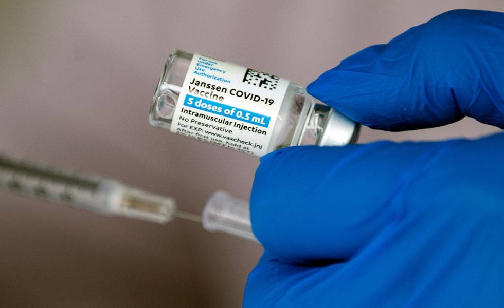 Haití recibe  primeras vacunas contra COVID-19 en medio de la crisis