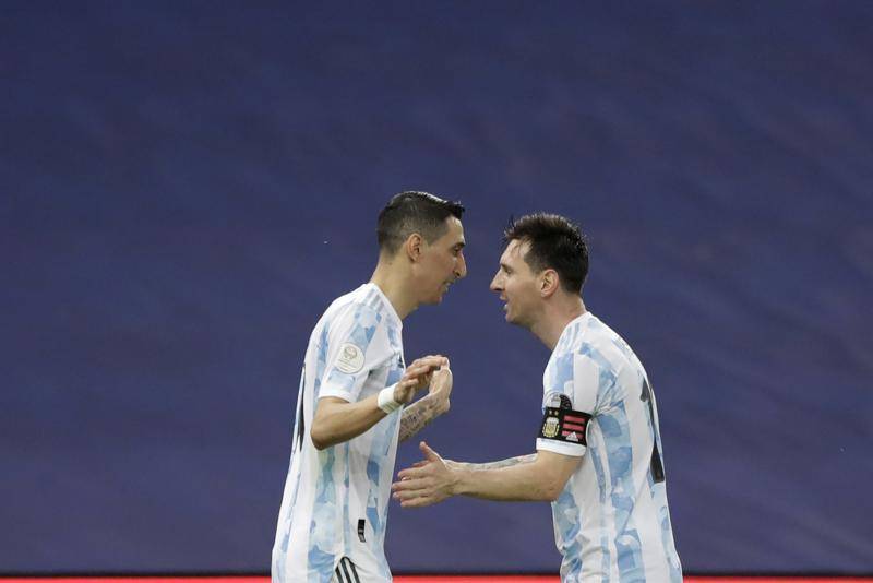 Messi logra un título con Argentina, que supera a Brasil en la Copa América