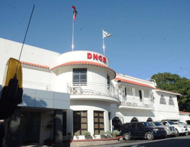 DNCD arresta dos personas tras operativos en Hato Mayor