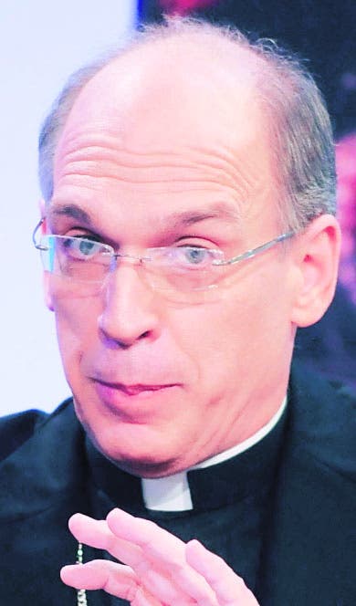 Obispo critica contradicción entre senadores-Ejecutivo