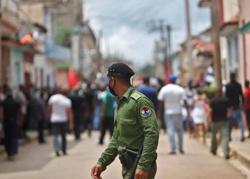 EE.UU. amplía sus sanciones a Cuba por la represión de las protestas de julio