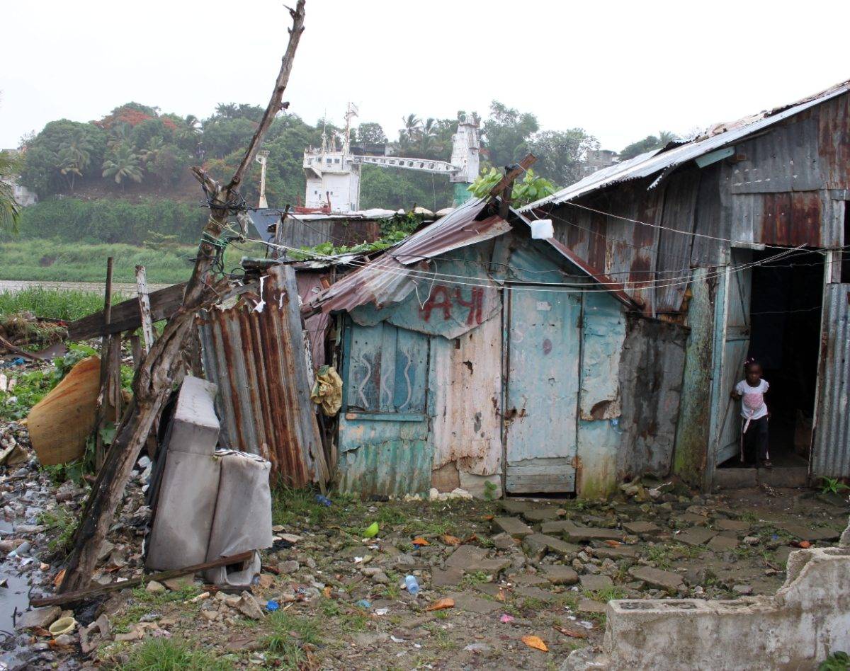 Fred deja a 10 familias sin hogar, mientras se aproxima potencial ciclón tropical
