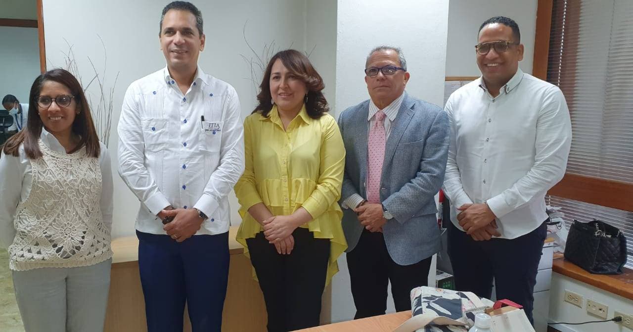 Emelyn Baldera visita rector ITLA Omar Méndez Lluberes