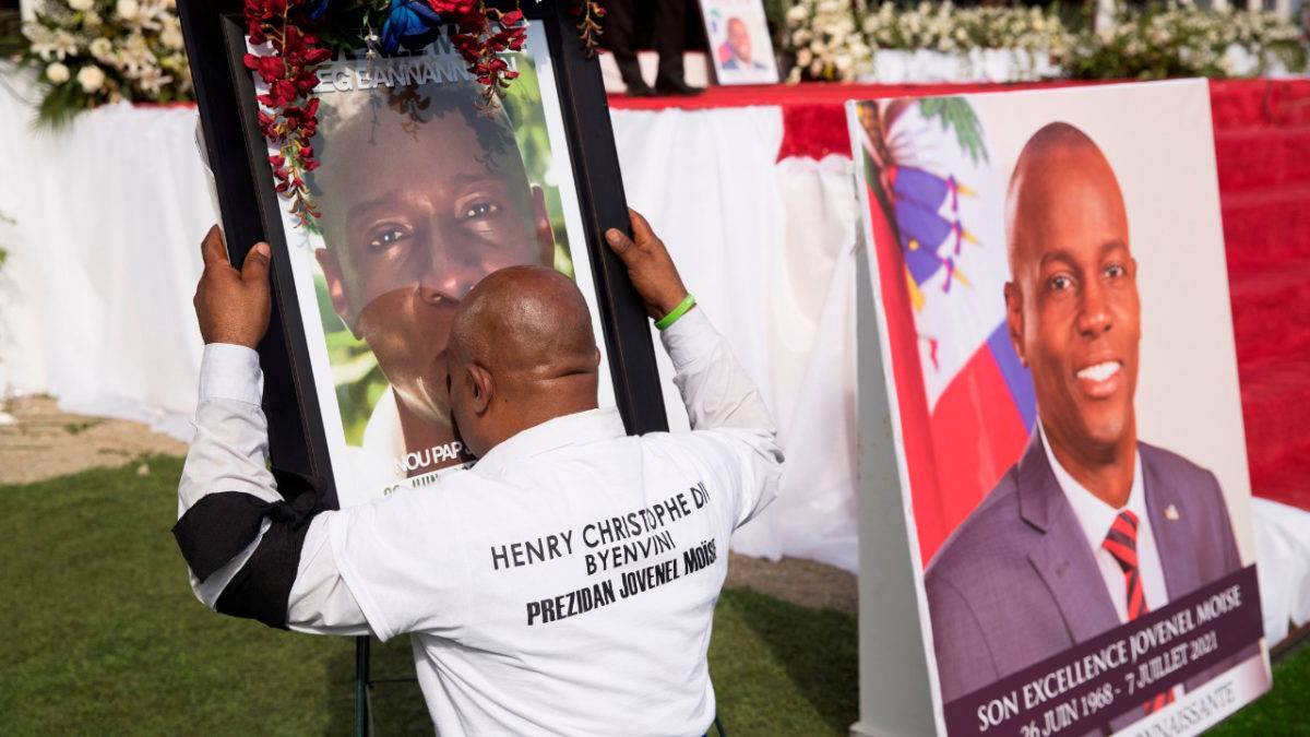 Haitianos siguen sin saber quién mató a Moïse un mes después del magnicidio