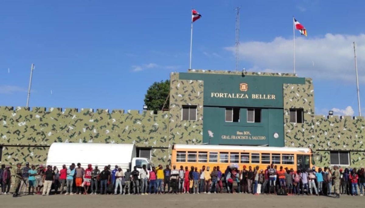 Ejército detiene más de 4 mil haitianos indocumentados en la frontera norte