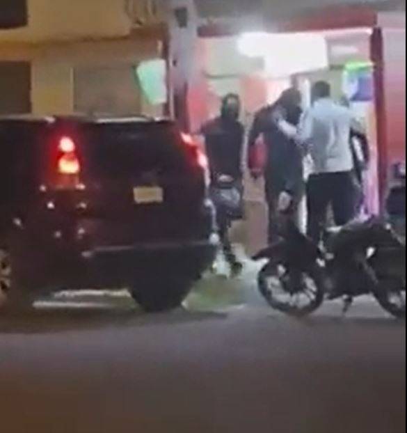 Video | Captan asalto en farmacia en La Vega