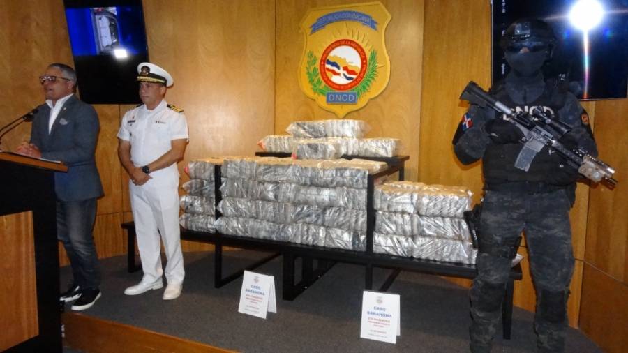 Ocupan 276 paquetes de lo que se cree es cocaína en Barahona