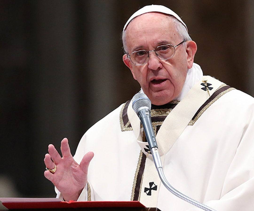 El papa llama Europa a revitalizar su vocación solidaria con migrantes