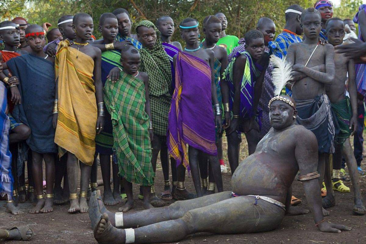 En La Tribu Bodi De Frica Para Los Hombres Mientras M S Barriga Mejor