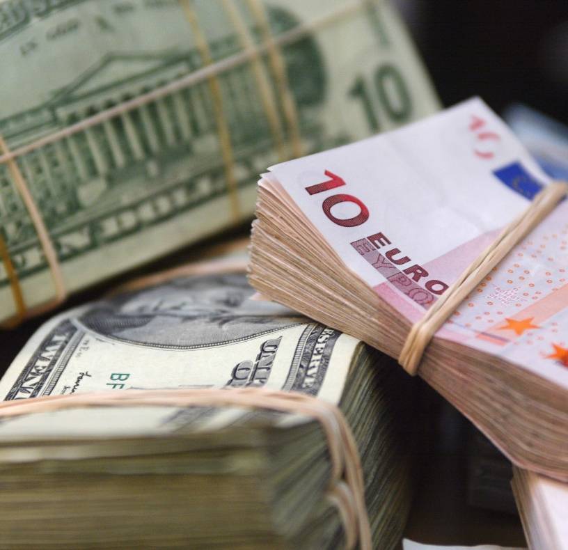 Creen dólar supere en valor a la moneda de la Unión Europea