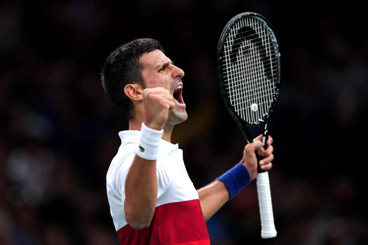 Novak Djokovic avanza a la final en Masters de París