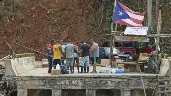 El 52.3 % de Puerto Rico vive bajo nivel pobreza tras paso del huracán