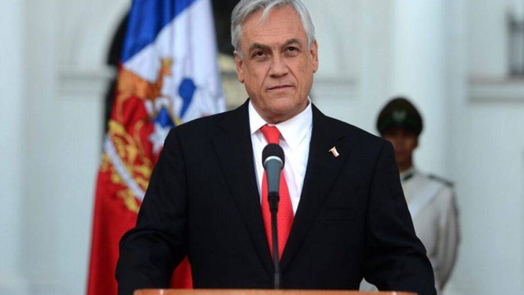 Piñera no podrá salir de Chile mientras dure el juicio político en su contra