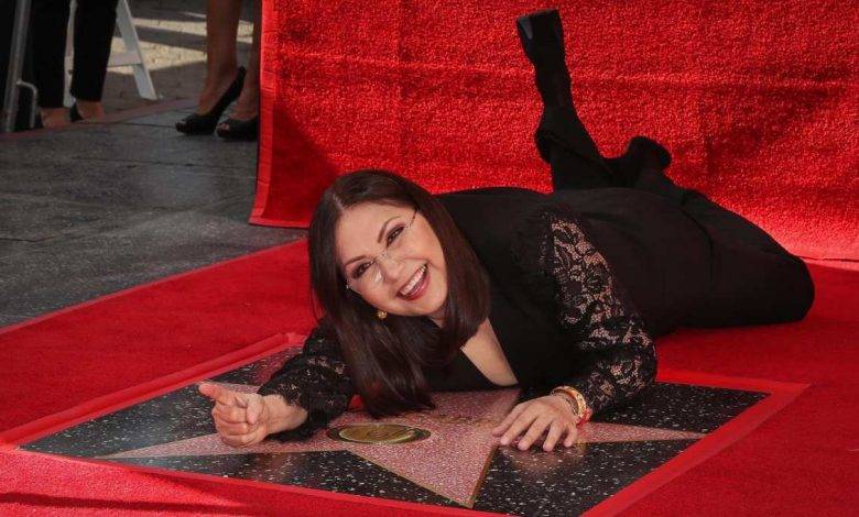 Ana Gabriel: «Promesa a mis padres se hace realidad» al develar estrella en Hollywood